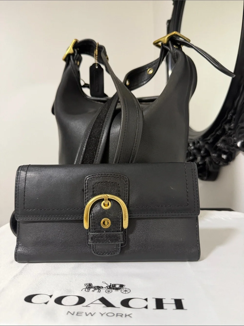 Coach Vintage black Leather wallet 💃🏼